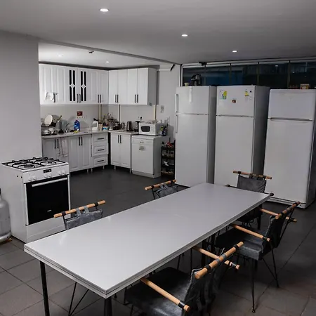Nest Studio Apartments *