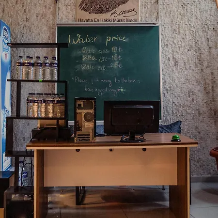 דירה In A Digital Nomad House 101